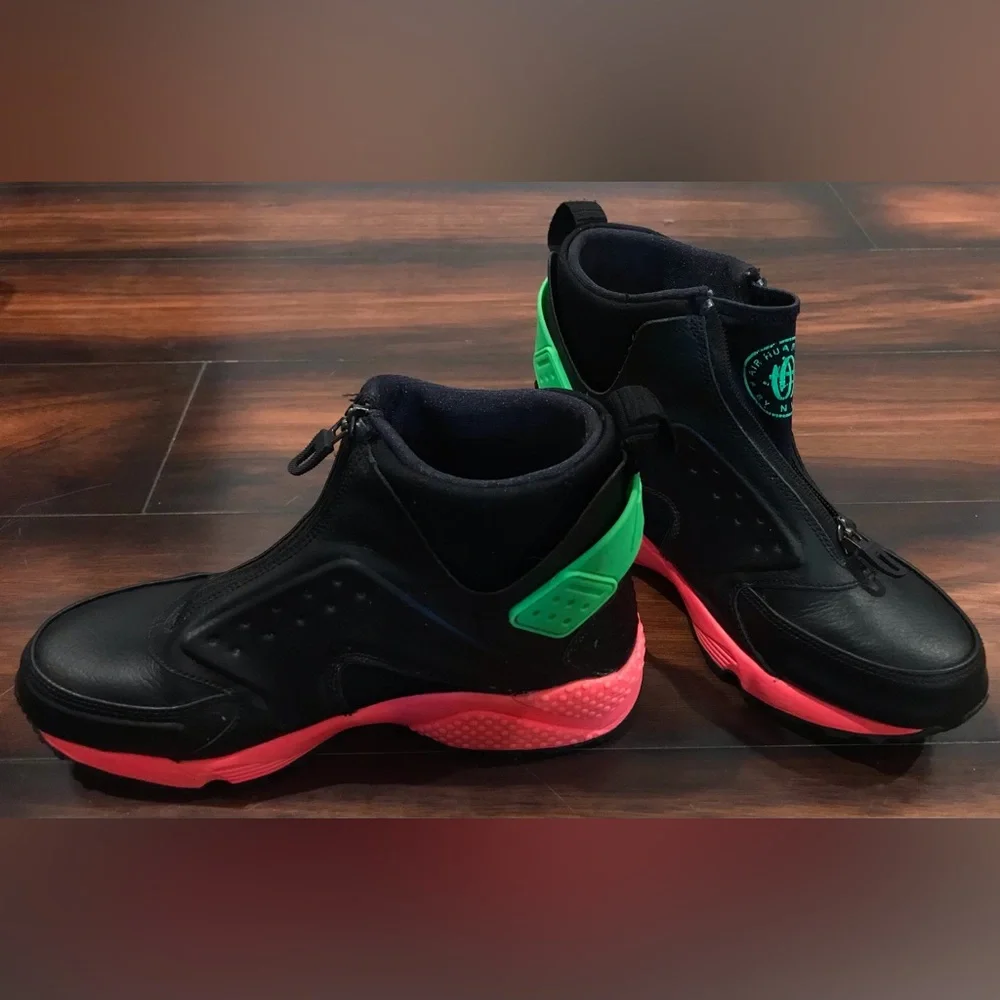 NWOT Nike Air Huarache Black & Neon Accented Zip-Up Textured Sneakers - 8.5 - Picture 3 of 13